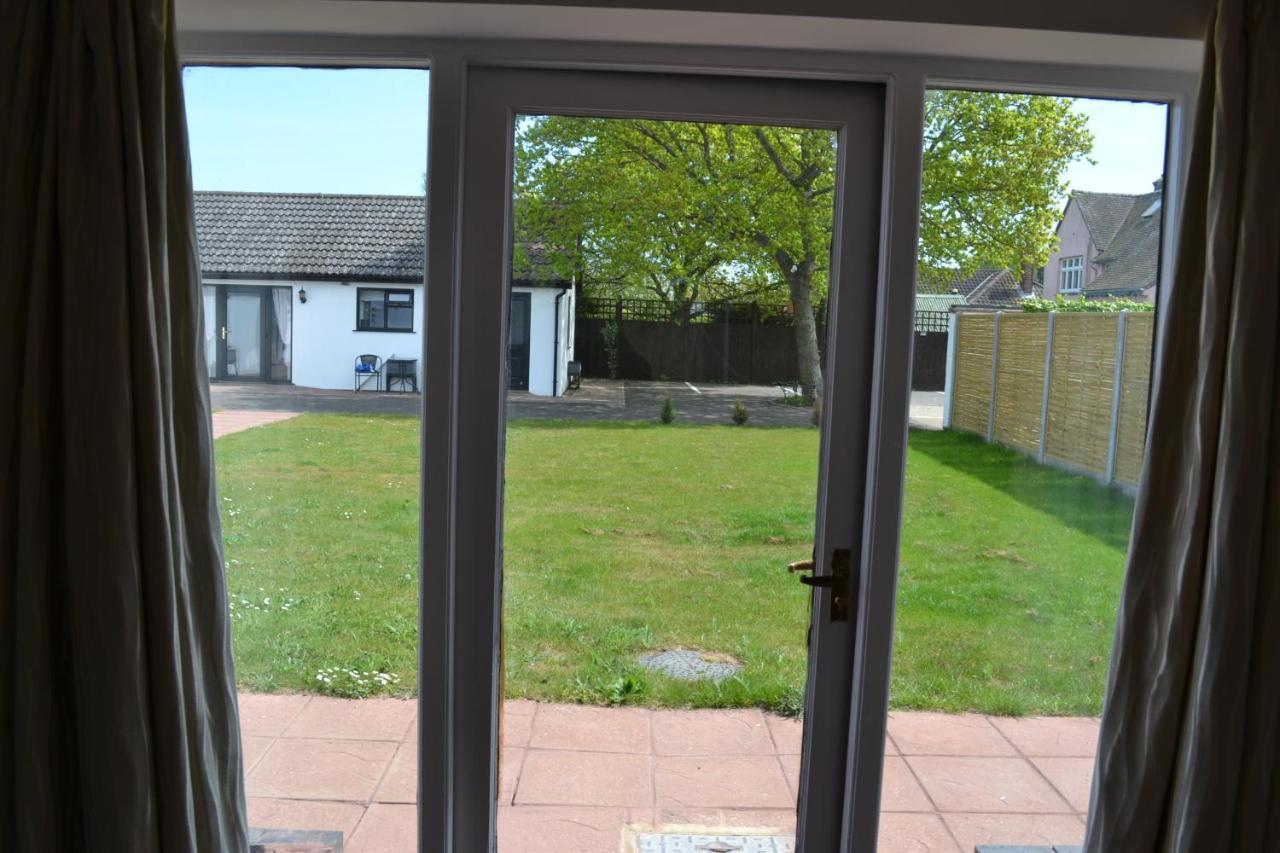 Number 4 - Lytton Tree Lodge, Reydon, Southwold Exterior foto